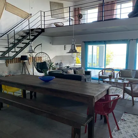 Sunrise House Azores - Jacuzzi Feriehus Nordeste (Azores)