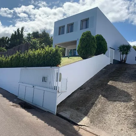 Feriehus Sunrise House Azores - Jacuzzi Nordeste (Azores)