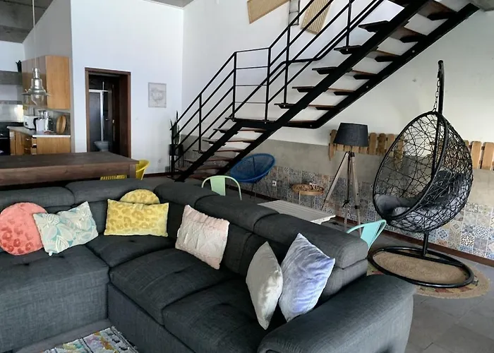 Sunrise House Azores - Jacuzzi Feriehus Nordeste (Azores)