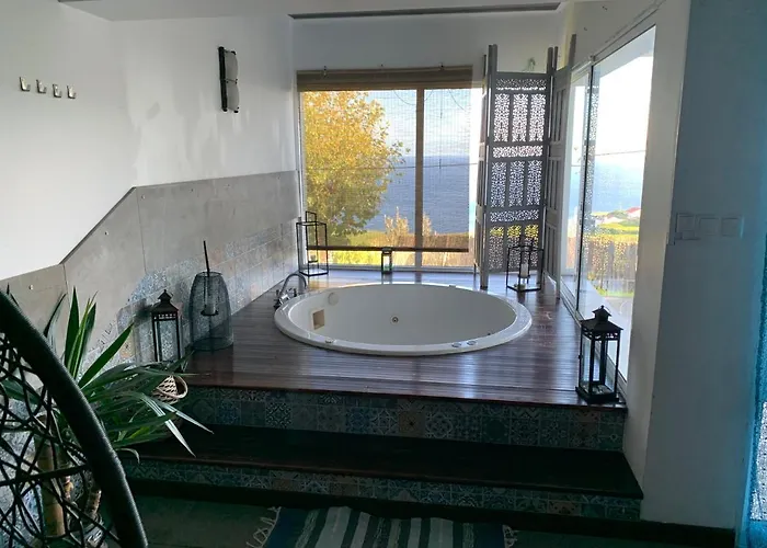 Sunrise House Azores - Jacuzzi