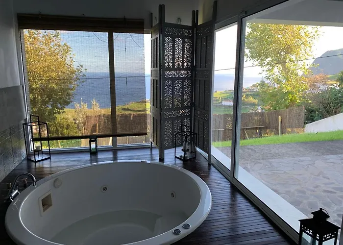 Feriehus Sunrise House Azores - Jacuzzi Nordeste (Azores)