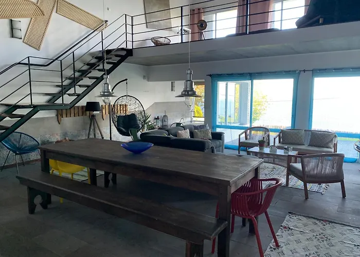 Sunrise House Azores - Jacuzzi Feriehus Nordeste (Azores)