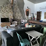 Sunrise House Azores - Jacuzzi Nordeste (Azores)