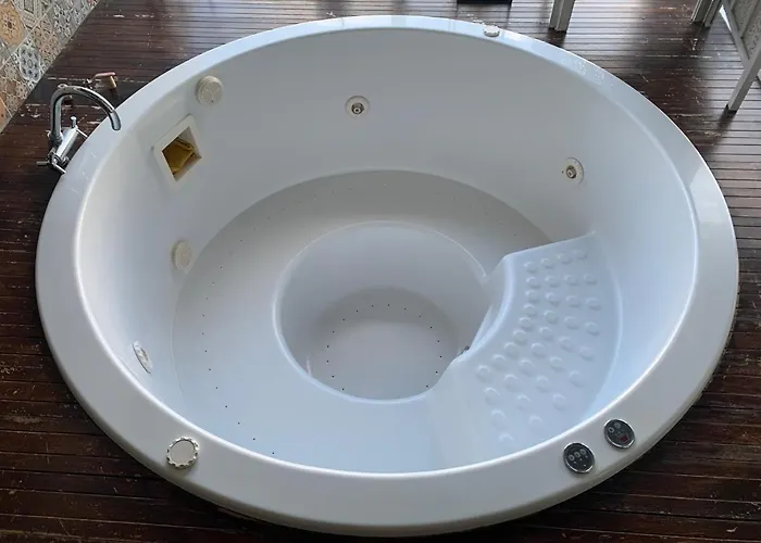 Sunrise House Azores - Jacuzzi Holiday home